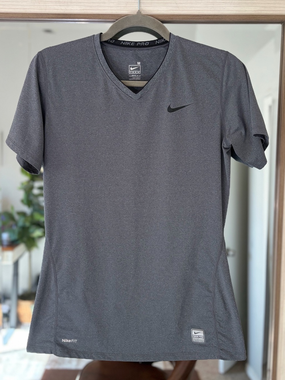 Nike Pro short-sleeve V-neck athletic t-shirt in Charcoal Grey Size Medium
